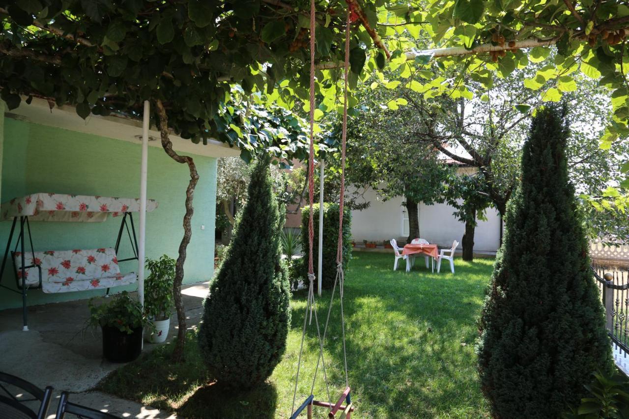 Pansion Devotions Hotel Medugorje Bagian luar foto